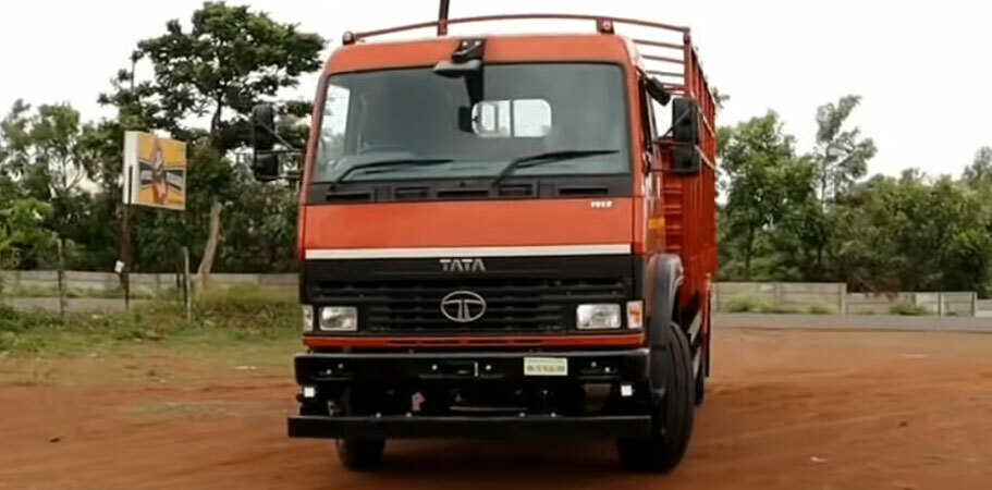 Tata 1512 LPT Front-Look