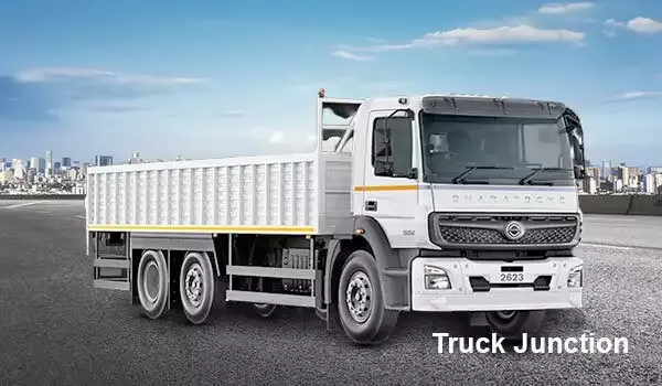 BharatBenz 2623R 6x2 Truck