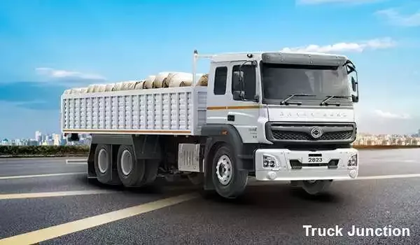 BharatBenz 2823R Truck